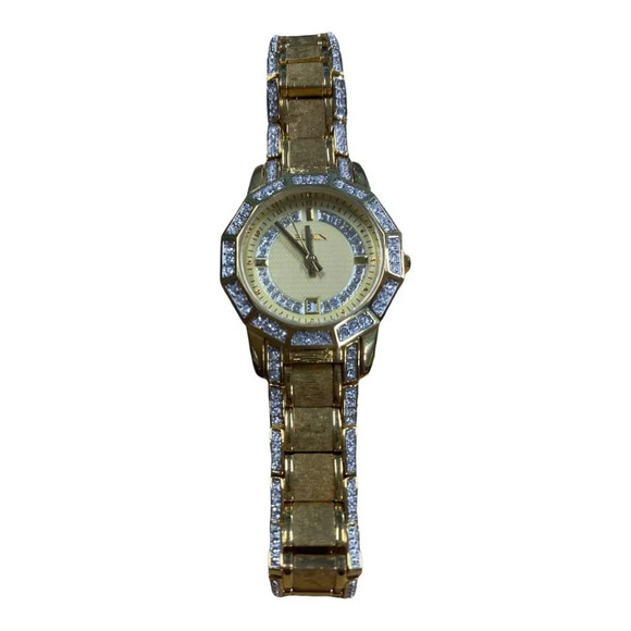Gold and Crystal Watch‎ - Picture 1 of 2